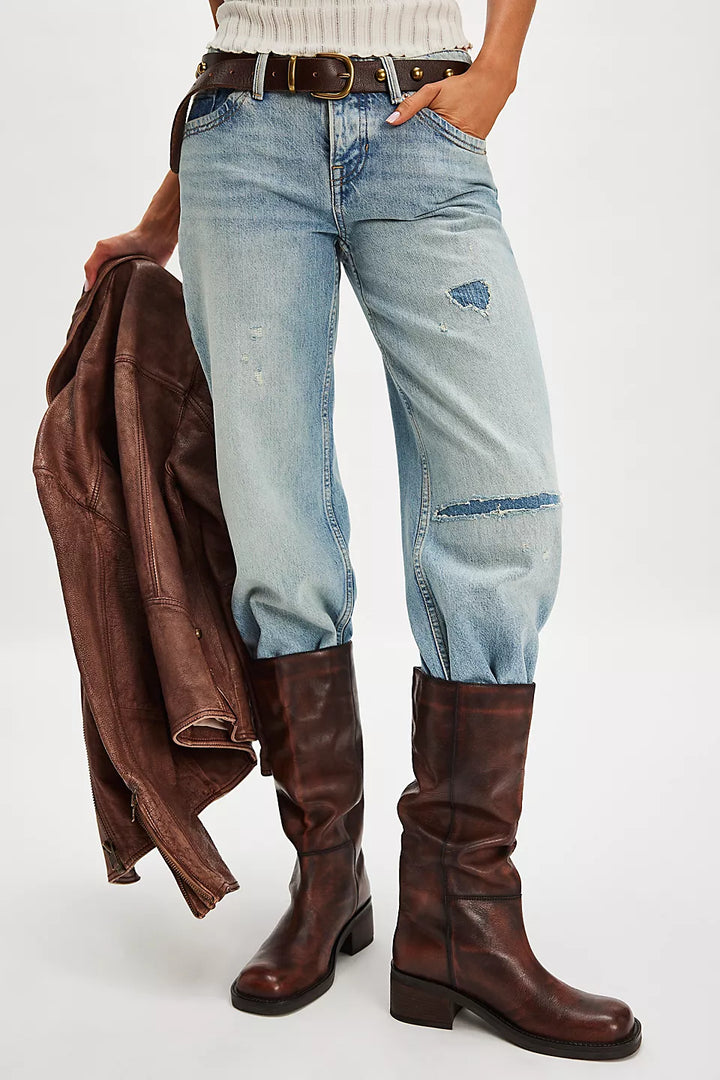 Dana Distressed Pull On Boot