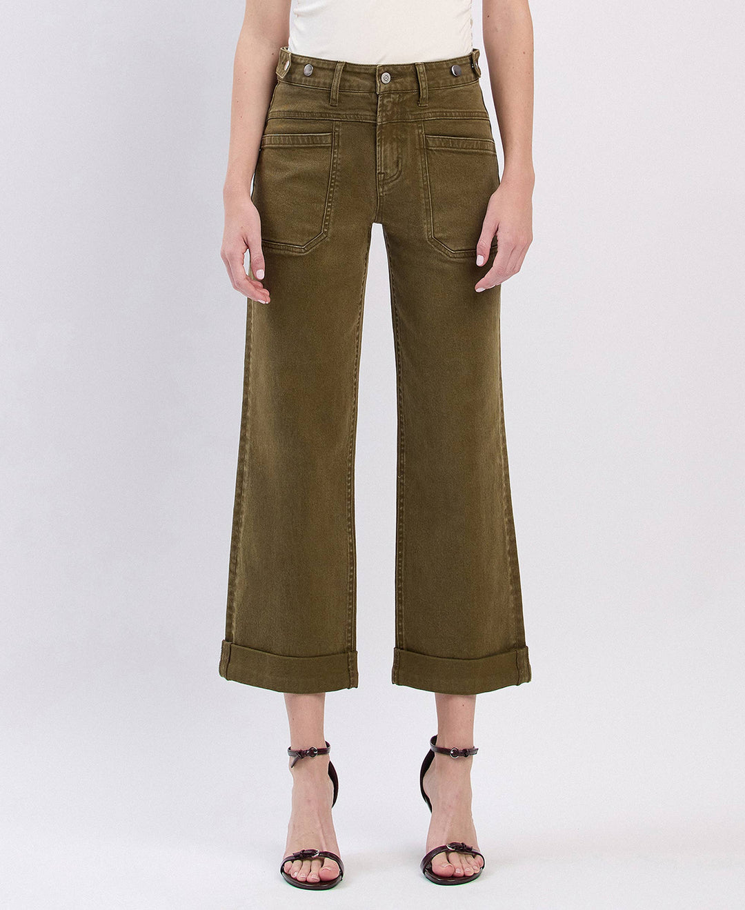 OLIVE SLIM WIDE JEANS