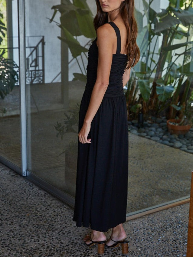 Lavinnea Shirred Maxi