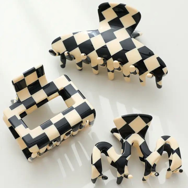Checkmate Claw Clip