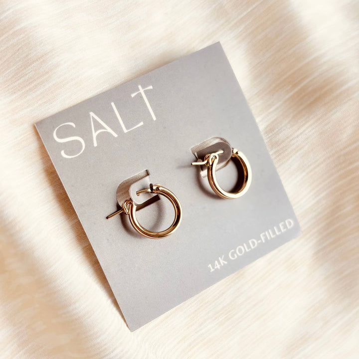 ESSENTIAL HOOPS | 14k gold filled clasp hoops | 14/20 GF
