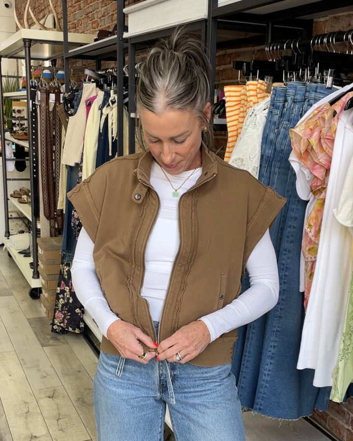 Tustin Zip-Up Vest