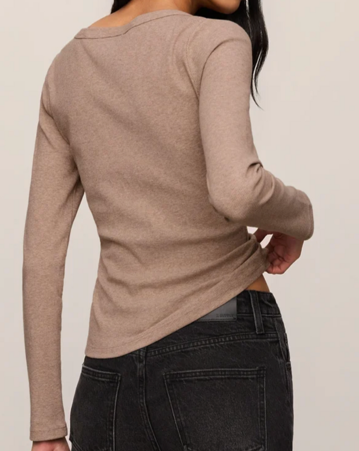 Greyson Scoop LS Tee