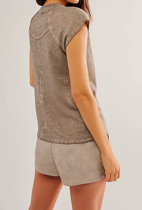 Riley Tee
