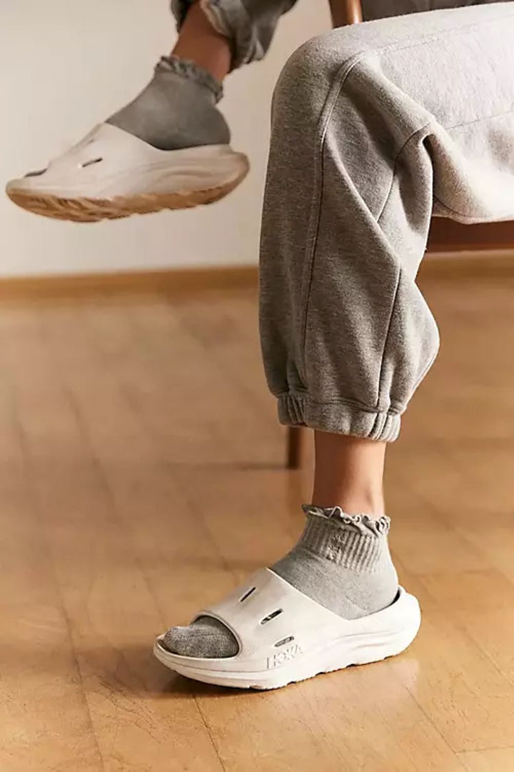 Movement Classic Ruffle Sock
