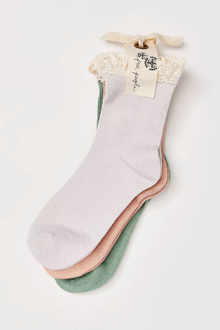 Movement Classic Ruffle Sock